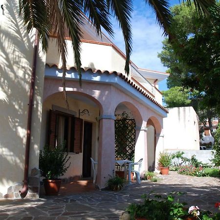 Апартаменты Casa In Riva Al Mare Кала-Гононе Экстерьер фото